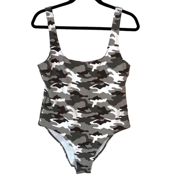 KENDALL and Kylie Camo One Piece Low Back Swimsuit - Picture 3 of 8